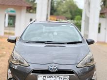 Toyota Aqua X Urban 2015 Car