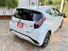 https://riyasewana.com/uploads/toyota-aqua-x-11008464642.jpg