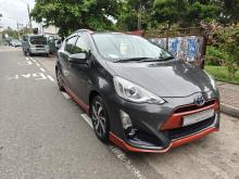 https://riyasewana.com/uploads/toyota-aqua-x-114552017324.jpg