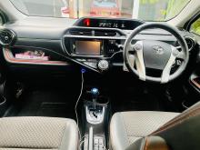 https://riyasewana.com/uploads/toyota-aqua-x-127421817375.jpg