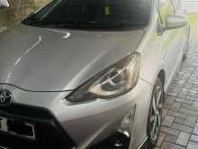 https://riyasewana.com/uploads/toyota-aqua-x-1312120822962.jpg