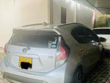 https://riyasewana.com/uploads/toyota-aqua-x-1312135824243.jpg