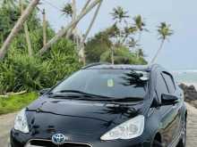 https://riyasewana.com/uploads/toyota-aqua-x-1313340822823.jpg