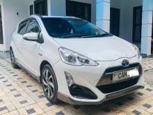 Toyota Aqua X Urban 2015 Car