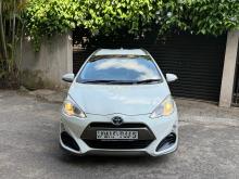Toyota Aqua X Urban 2015 Car