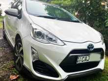Toyota Aqua X Urban 2015 Car