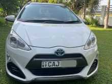 Toyota Aqua X Urban 2015 Car