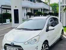 Toyota Aqua X Urban 2015 Car