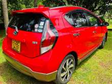 https://riyasewana.com/uploads/toyota-aqua-x-2015-1121534212892.jpg