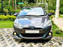 Toyota AQUA X URBAN 2015 Car
