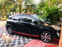 https://riyasewana.com/uploads/toyota-aqua-x-2015-1819095912792.jpg