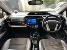 https://riyasewana.com/uploads/toyota-aqua-x-2015-238342512653.jpg