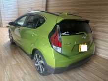 https://riyasewana.com/uploads/toyota-aqua-x-2015-238352212444.jpg