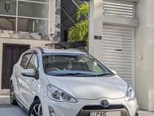 Toyota Aqua X Urban 2015 Car