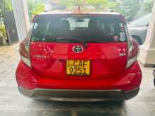 https://riyasewana.com/uploads/toyota-aqua-x-2015-514202412473.jpg