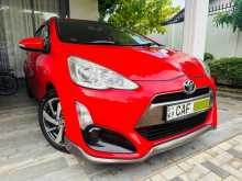 https://riyasewana.com/uploads/toyota-aqua-x-2015-514202412942.jpg