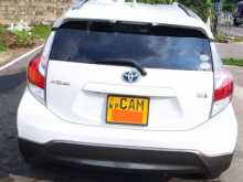 https://riyasewana.com/uploads/toyota-aqua-x-2015-918210412192.jpg