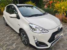 https://riyasewana.com/uploads/toyota-aqua-x-2016-78105812643.jpg