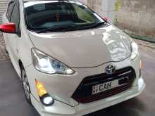 https://riyasewana.com/uploads/toyota-aqua-x-20758554772.jpg
