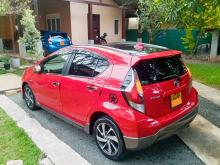 https://riyasewana.com/uploads/toyota-aqua-x-211840476544.jpg