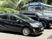 https://riyasewana.com/uploads/toyota-aqua-x-2316271417595.jpg