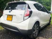 https://riyasewana.com/uploads/toyota-aqua-x-238194484.jpg