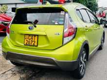 https://riyasewana.com/uploads/toyota-aqua-x-29641374222.jpg