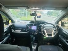 https://riyasewana.com/uploads/toyota-aqua-x-311465417815.jpg