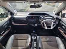 https://riyasewana.com/uploads/toyota-aqua-x-41314094463.jpg