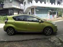 https://riyasewana.com/uploads/toyota-aqua-x-5807531004.jpg