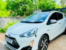 Toyota Aqua X-Urban LED 2016 Car