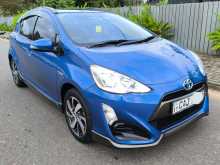 https://riyasewana.com/uploads/toyota-aqua-xurban-151011144352.jpg