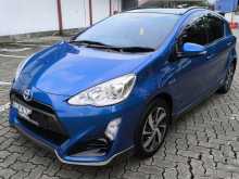 https://riyasewana.com/uploads/toyota-aqua-xurban-17831404252.jpg
