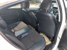 https://riyasewana.com/uploads/toyota-aqua-xurban-19105341285.jpg