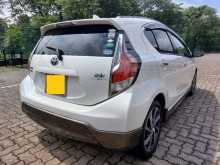 https://riyasewana.com/uploads/toyota-aqua-xurban-24112509623.jpg