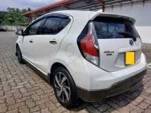 https://riyasewana.com/uploads/toyota-aqua-xurban-4100754582.jpg