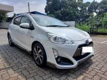 Toyota AQUA XURBAN 2015 Car