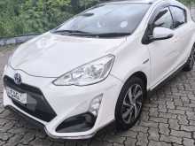 https://riyasewana.com/uploads/toyota-aqua-xurban-7904184122.jpg