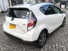 https://riyasewana.com/uploads/toyota-aqua-xurban-7904184153.jpg