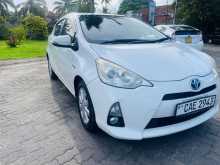 Toyota AQUE S LIMITED 2014 Car