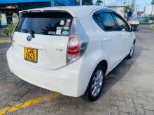 https://riyasewana.com/uploads/toyota-aque-s-21045114843.jpg