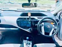 https://riyasewana.com/uploads/toyota-aquva-2012-2518484812522.jpg