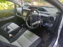 https://riyasewana.com/uploads/toyota-aqva-111144404123.jpg