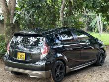 https://riyasewana.com/uploads/toyota-aqva-2015-2116391717572.jpg