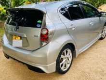 https://riyasewana.com/uploads/toyota-aqwa-2012-2717540412242.jpg