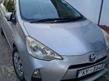 Toyota Aqua S LIMITED 2012 Car