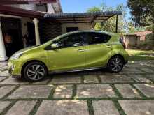 https://riyasewana.com/uploads/toyota-aqwa-x-2015-2412132012144.jpg