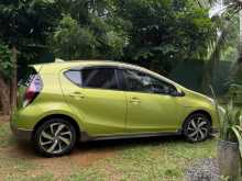 https://riyasewana.com/uploads/toyota-aqwa-x-2015-288052712544.jpg
