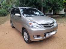 Toyota Avanza 2008 Van
