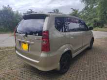 Toyota Avanza 2011 SUV